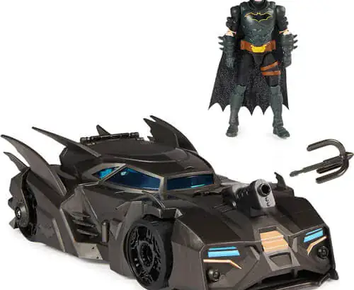 DC Comics, Crusader Batmobile Playset with Exclusive 4-inch